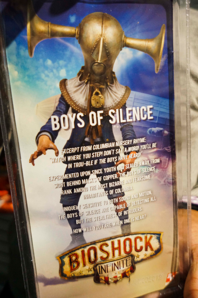 Illustration for article titled Robot George Washington, Dirty Schwarzeneggers and KHAAAAAAN: Toy Fair 2013, Day 2